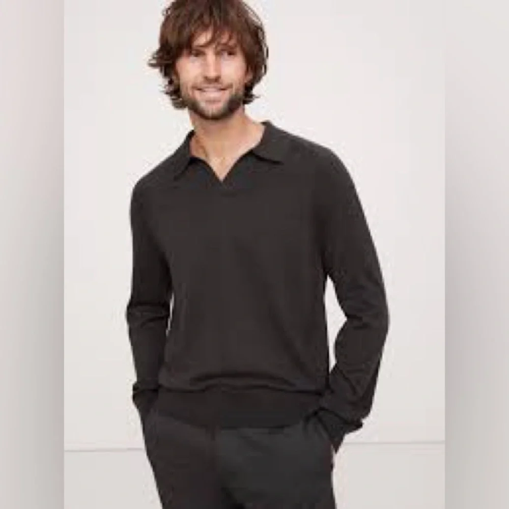 Banana Republic Men's Charcoal V-Neck Sweater silk and cashmere size Large